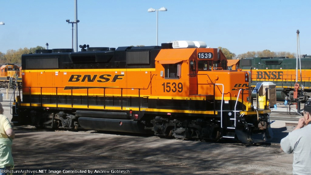 BNSF 1539